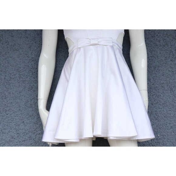 Guess by Marciano Women's Size 0 White Cutout Dress Satin Mini Button Back Top - Picture 8 of 10